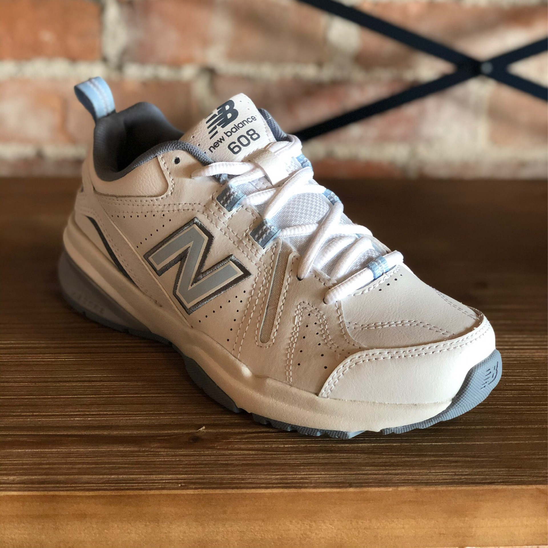 new balance wx608wb5