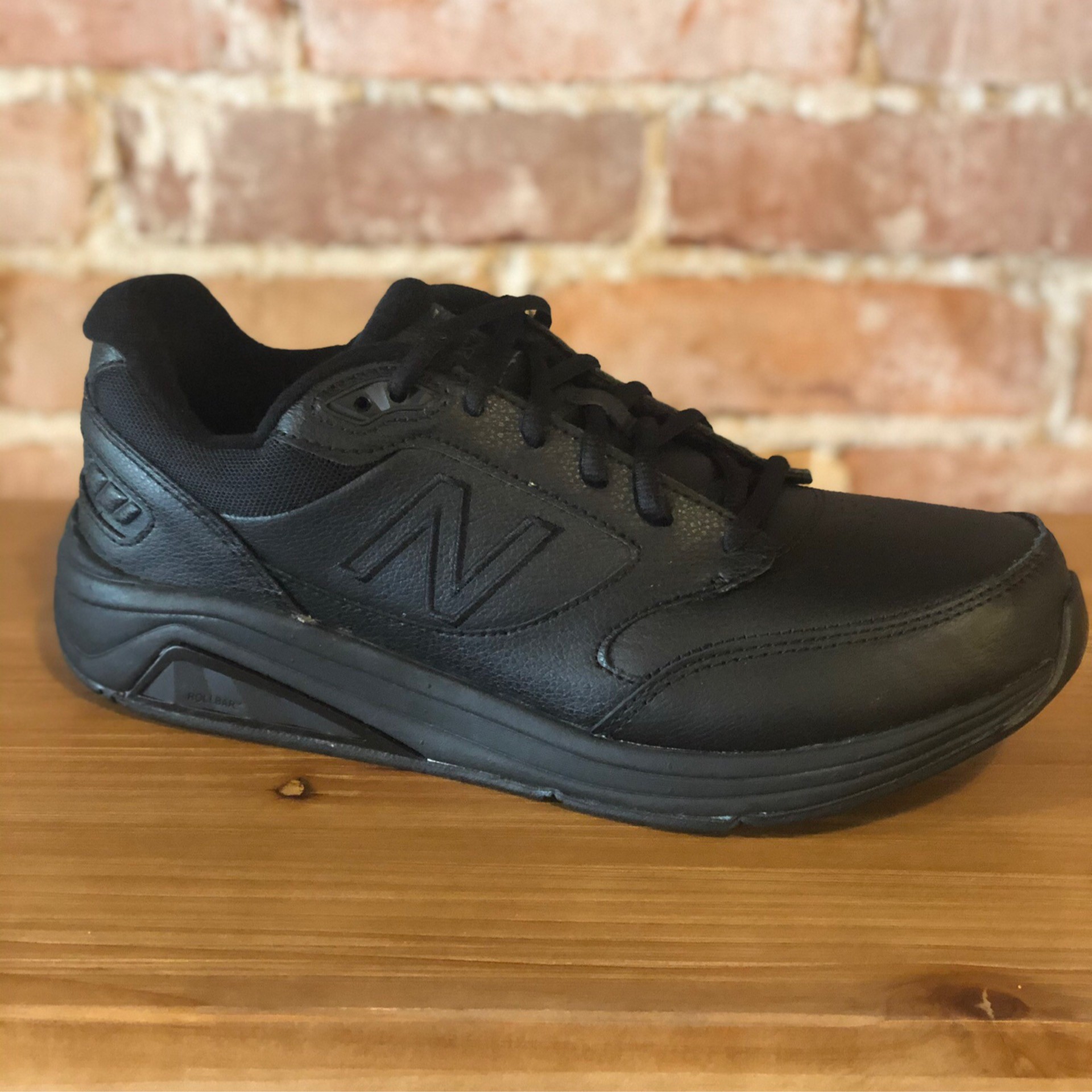 New Balance MW928BK3 – Linns Shoes